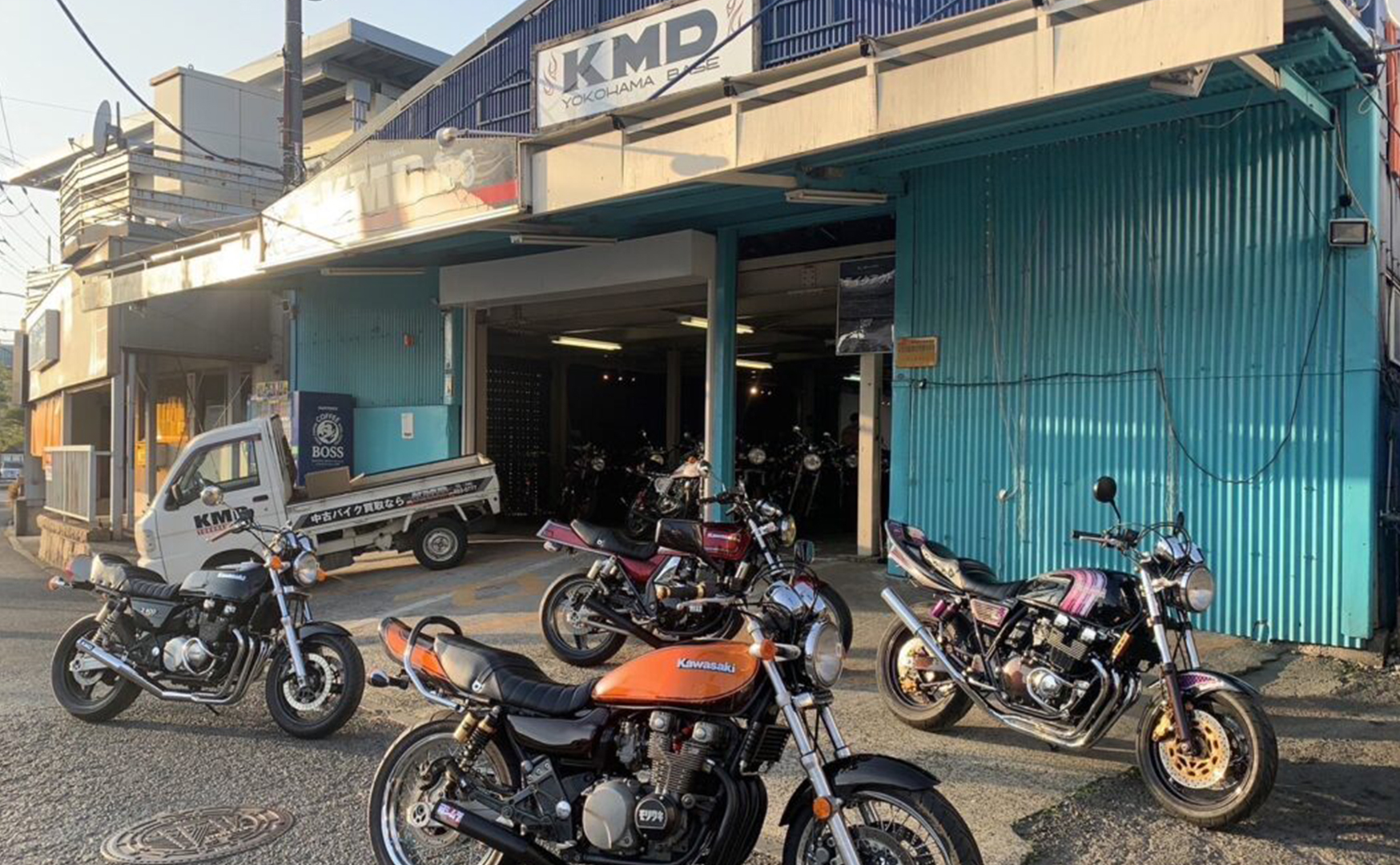 KMD YOKOHAMA BASE（中田店）の工場外観写真