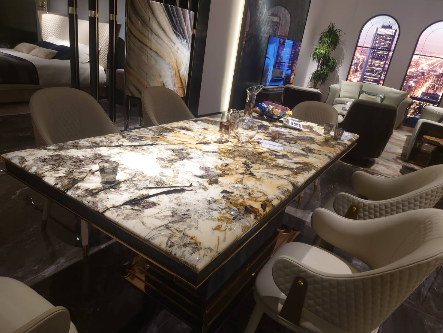 天然大理石ラグジュアリーダイニングテーブル